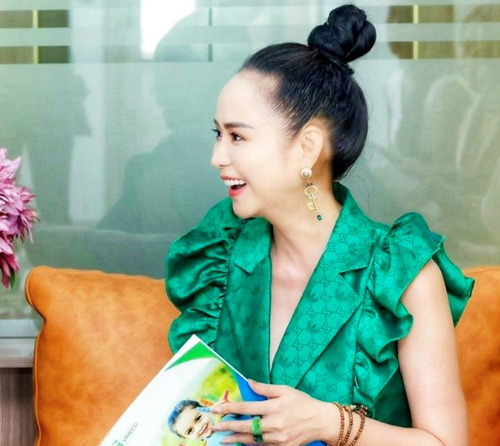 Chị Hương